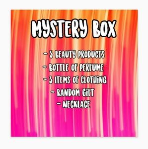 WOMAN'S MYSTERY BOX
